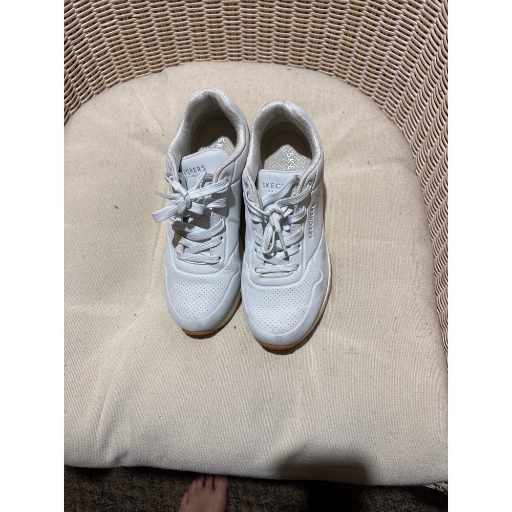 Skechers Uno Stand on Air White Sneakers 73690 Womens 8.5 Air Cooled Memory Foam